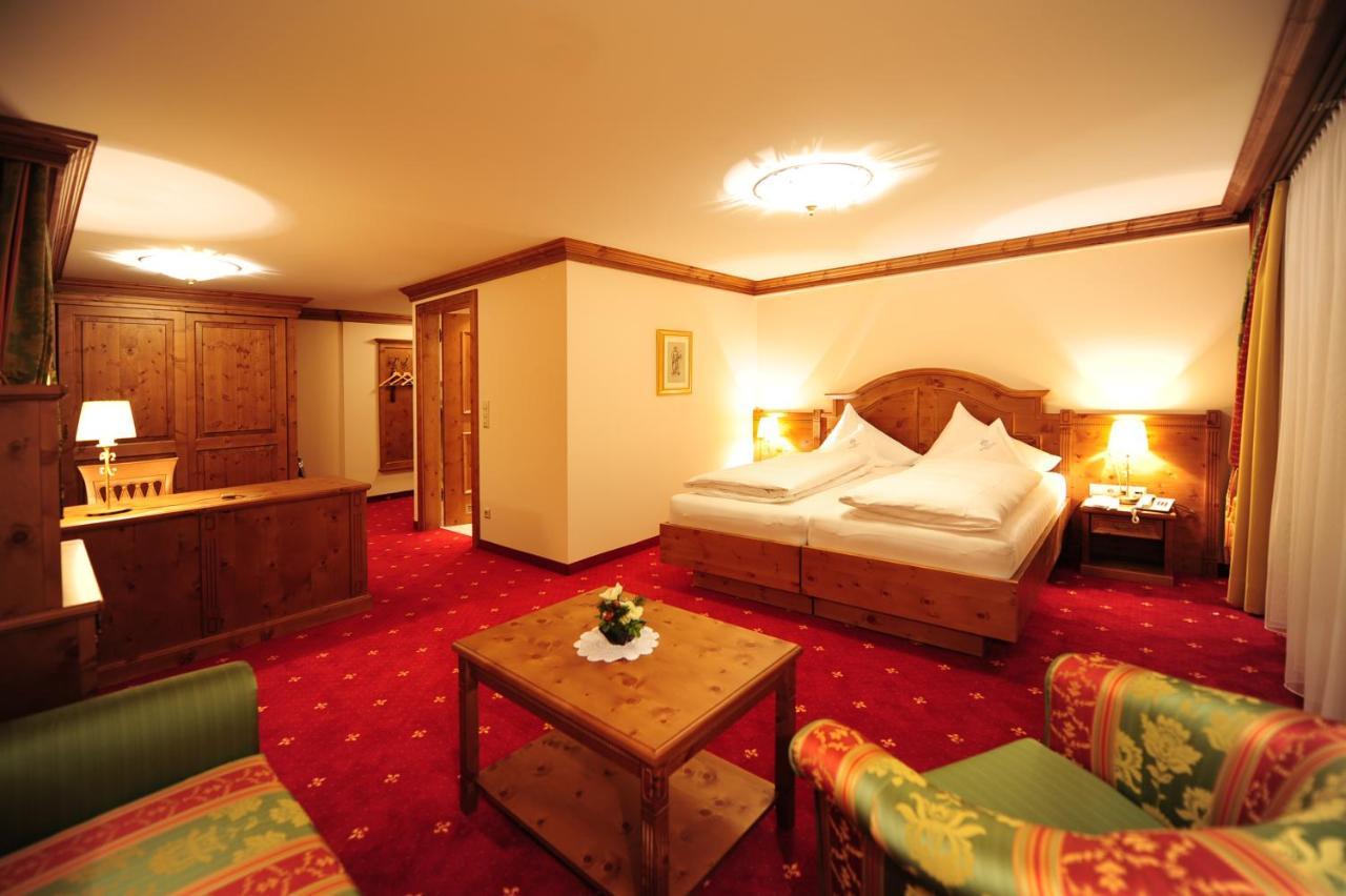 סרפהאוס Hotel Max מראה חיצוני תמונה