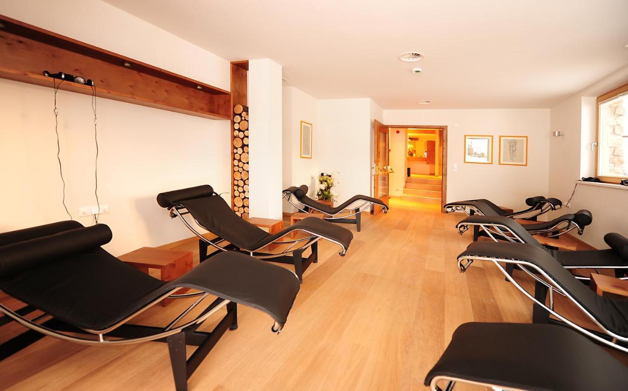 סרפהאוס Hotel Max מראה חיצוני תמונה