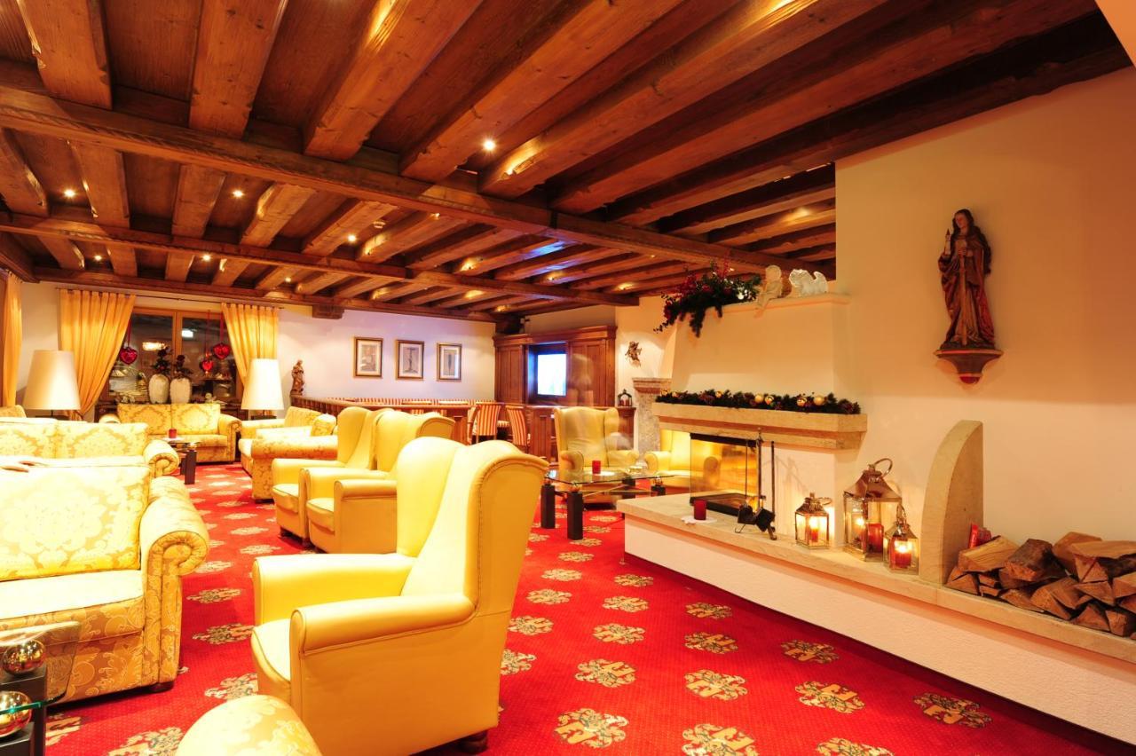 סרפהאוס Hotel Max מראה חיצוני תמונה