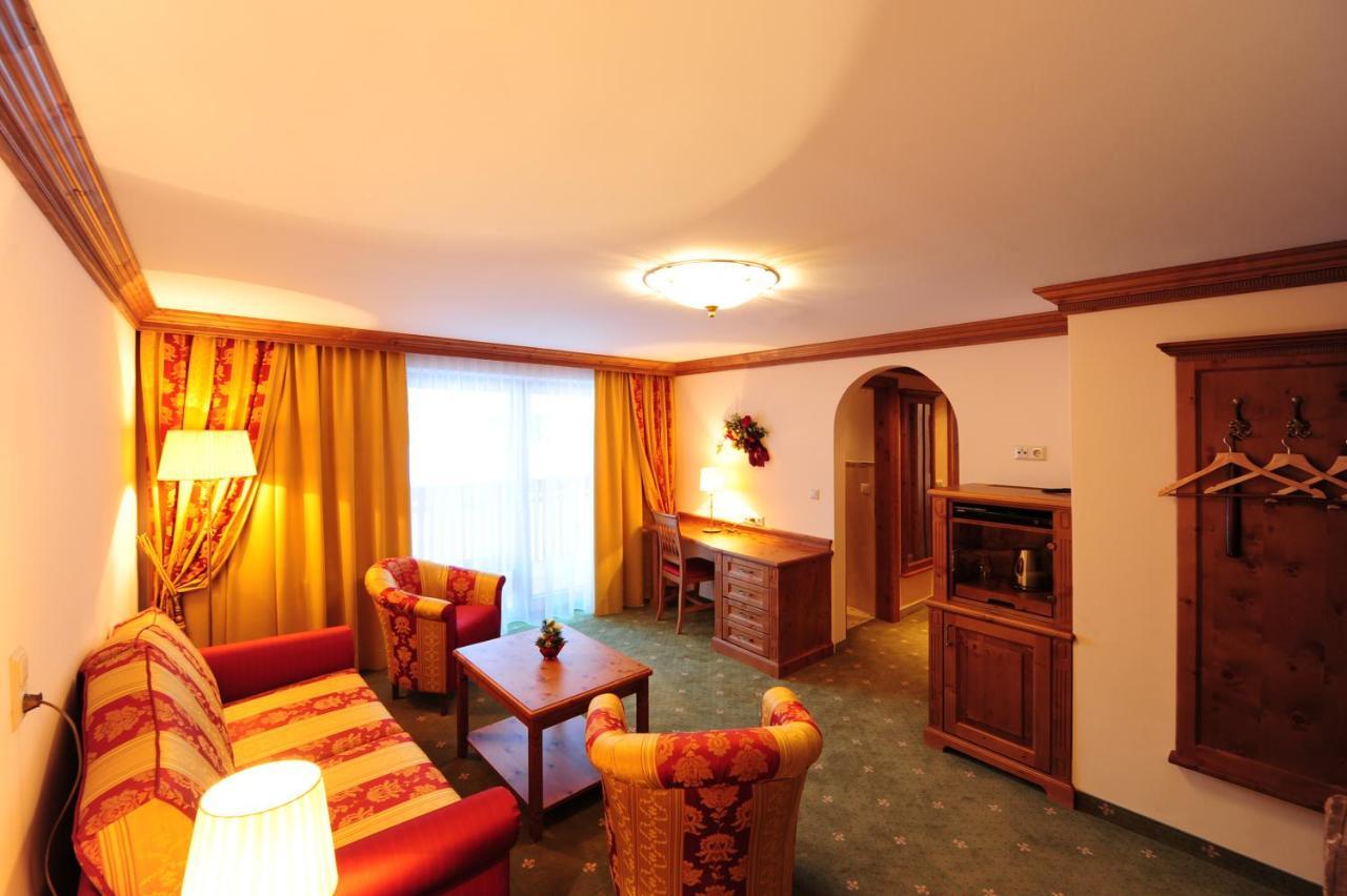 סרפהאוס Hotel Max מראה חיצוני תמונה