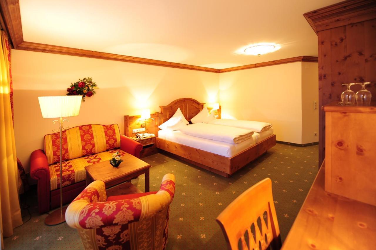 סרפהאוס Hotel Max מראה חיצוני תמונה
