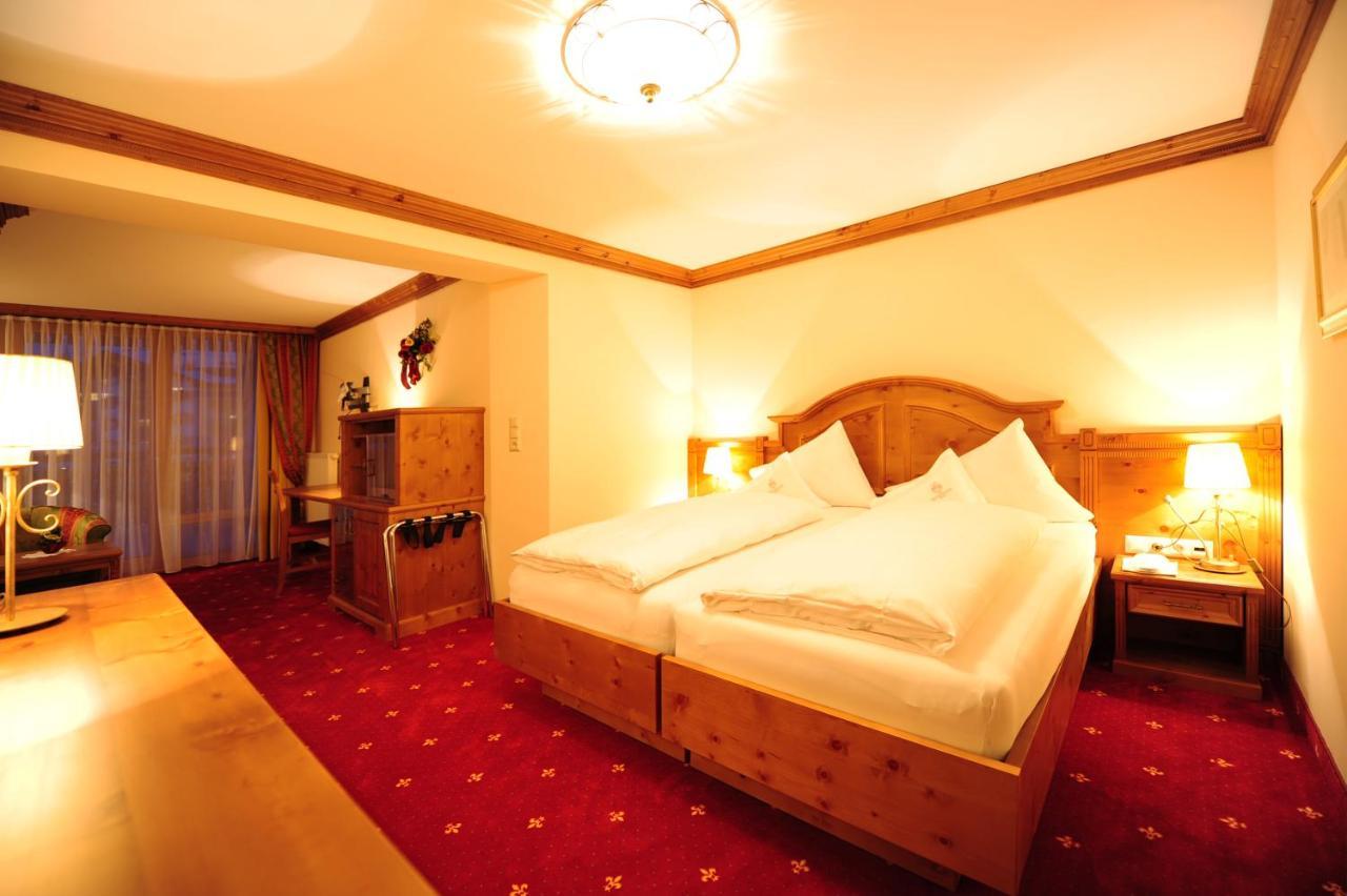 סרפהאוס Hotel Max מראה חיצוני תמונה