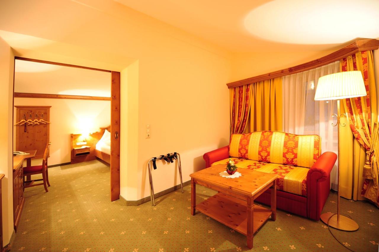 סרפהאוס Hotel Max מראה חיצוני תמונה