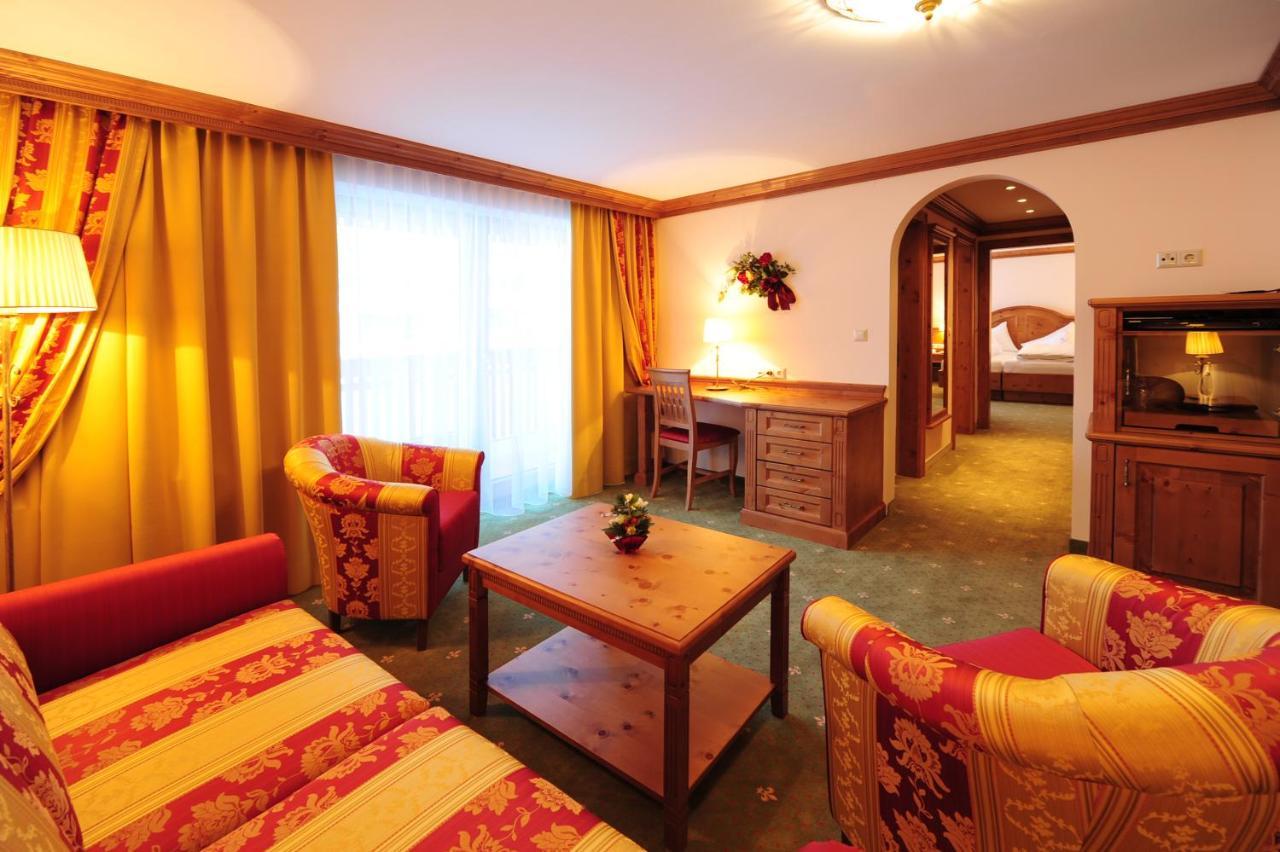 סרפהאוס Hotel Max מראה חיצוני תמונה