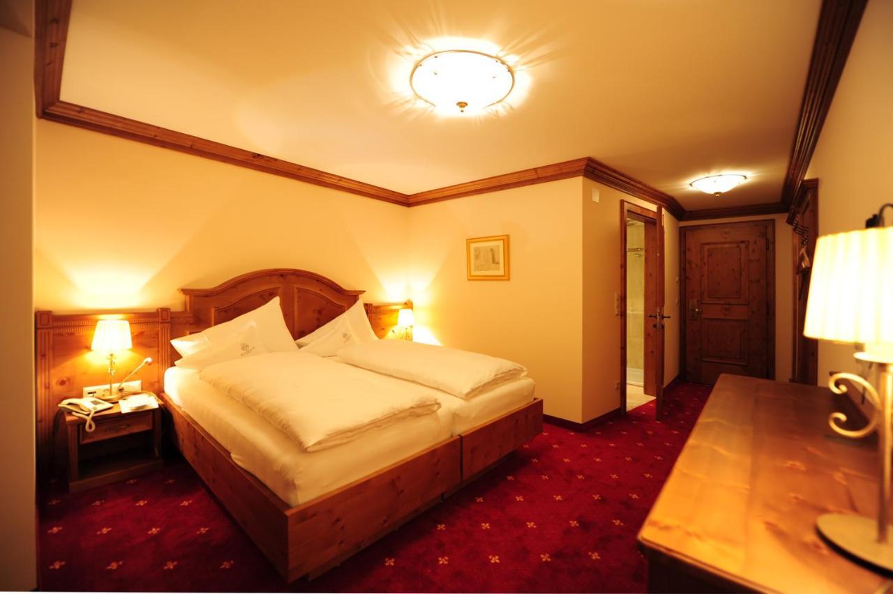 סרפהאוס Hotel Max מראה חיצוני תמונה