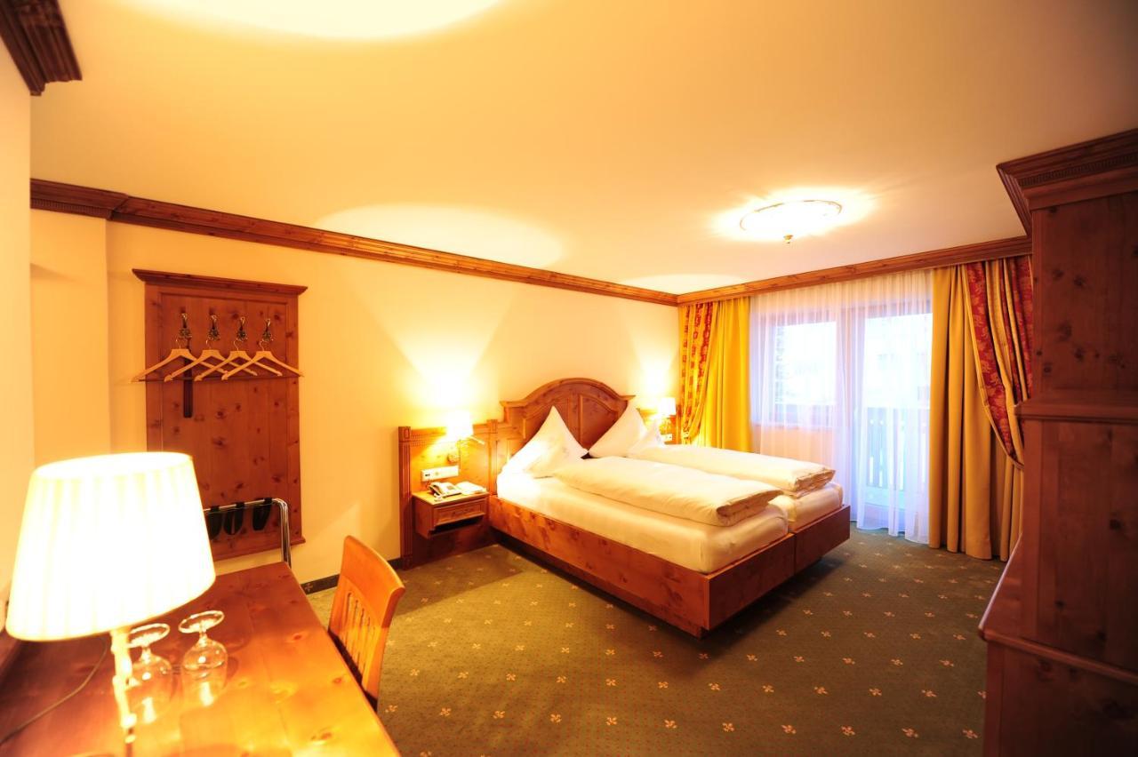 סרפהאוס Hotel Max מראה חיצוני תמונה