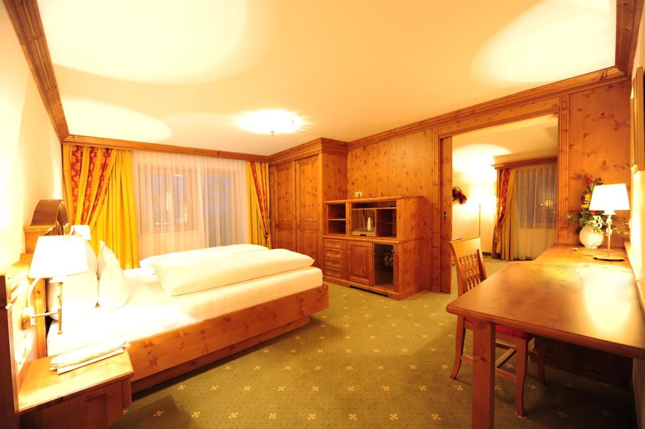 סרפהאוס Hotel Max מראה חיצוני תמונה